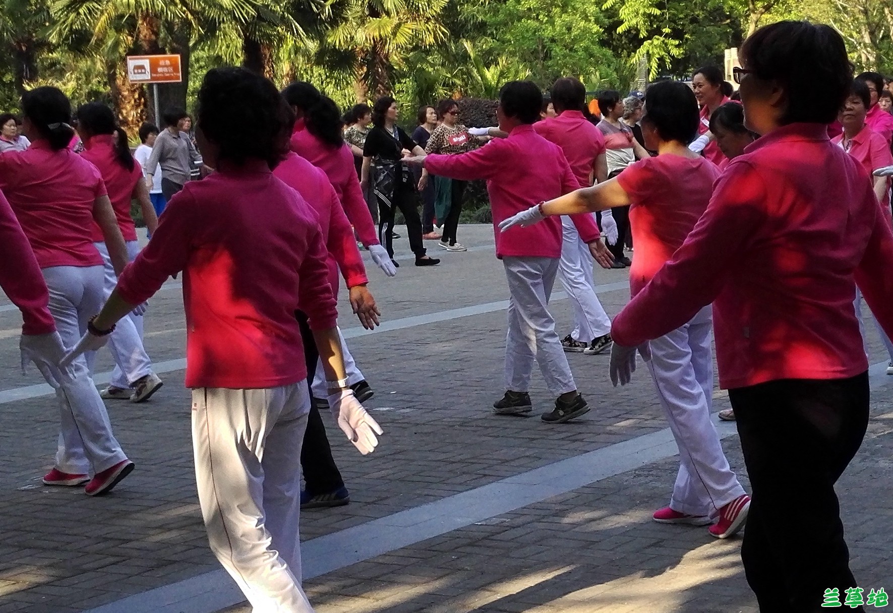 �߽���̶ �߽� �ִ�ʫ�� 084425gp0zup5tj6httjjg