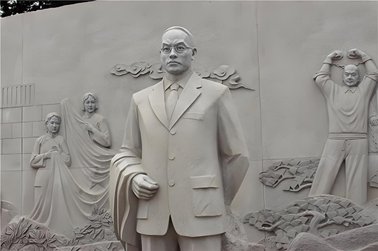 ����ʯ����(�ŷ�) �������Ӿ硶��Ĭ����ҫ���ۼ�  ���Ͻ��� 110403rw62he26296by72h