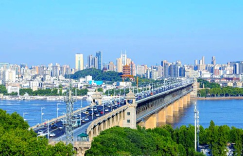 �人  �ִ�ʫ�� 